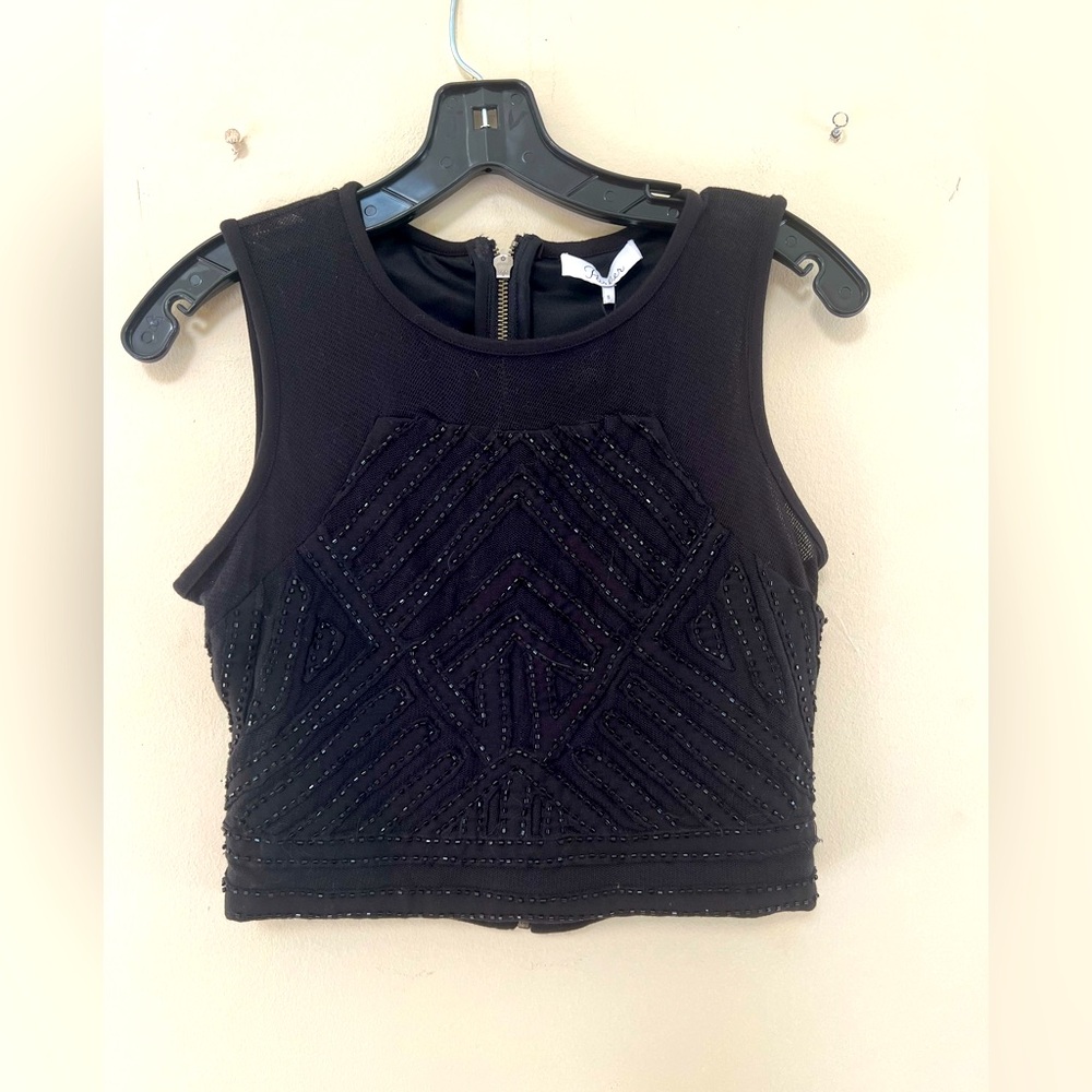 NWT- Parker Cropped top Size Small •